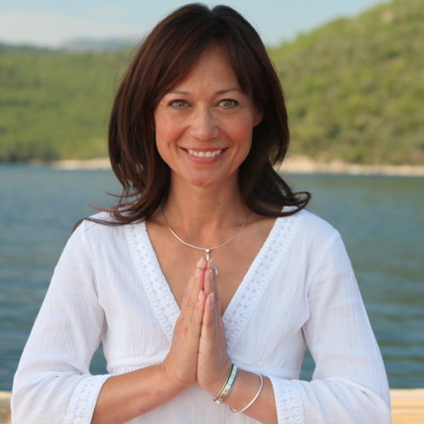 Leah Bracknell Yoga